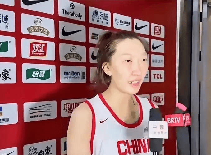 包含FIBA发布中国女篮写真张子宇韩旭搞怪的词条