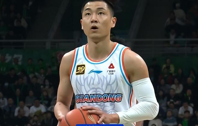 天博体育平台-关于辽宁此前向克里斯出过不错的报价，但被他本人拒绝的信息